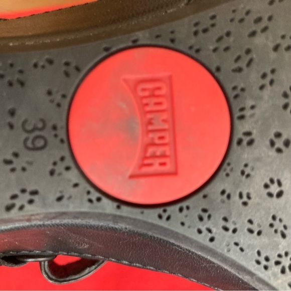 CAMPER Sz 39 Small Wedge Cross Front  Velcro Closure Leather Sandals - Picture 9 of 10